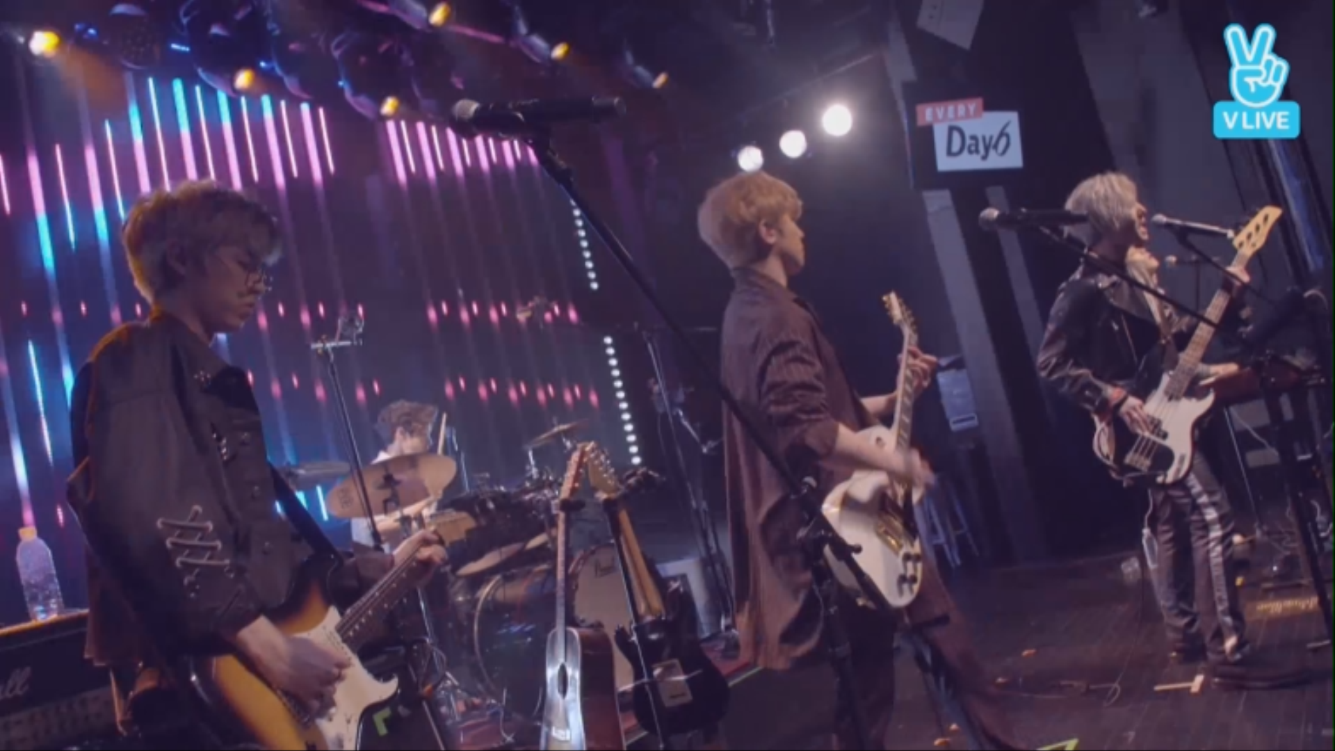 thumbnail [HIGHLIGHT] DAY6 Pre-Concert <Every DAY6>  - I wait 