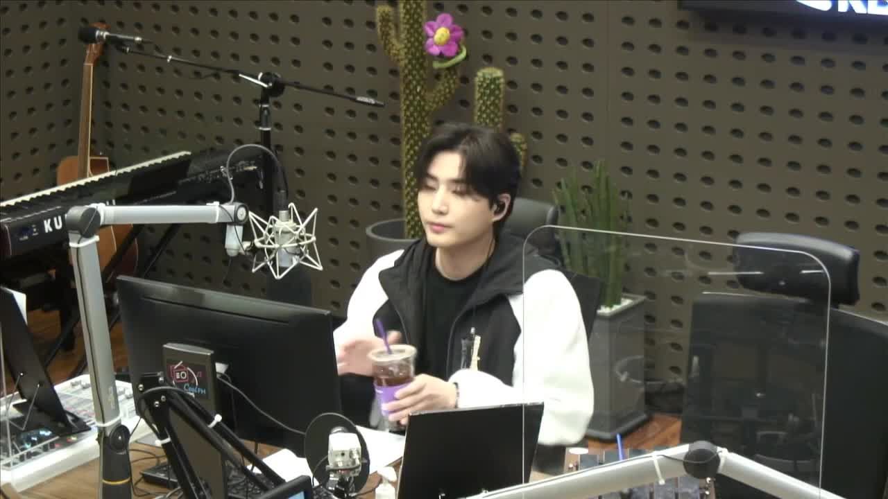 thumbnail DAY6 Kiss The Radio - One and Only Bbirong