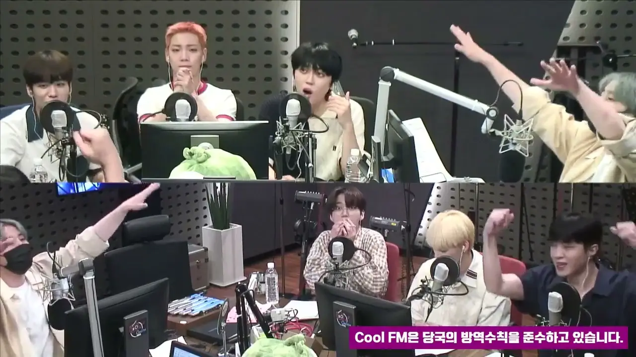 thumbnail DAY6 Kiss The Radio - ONF