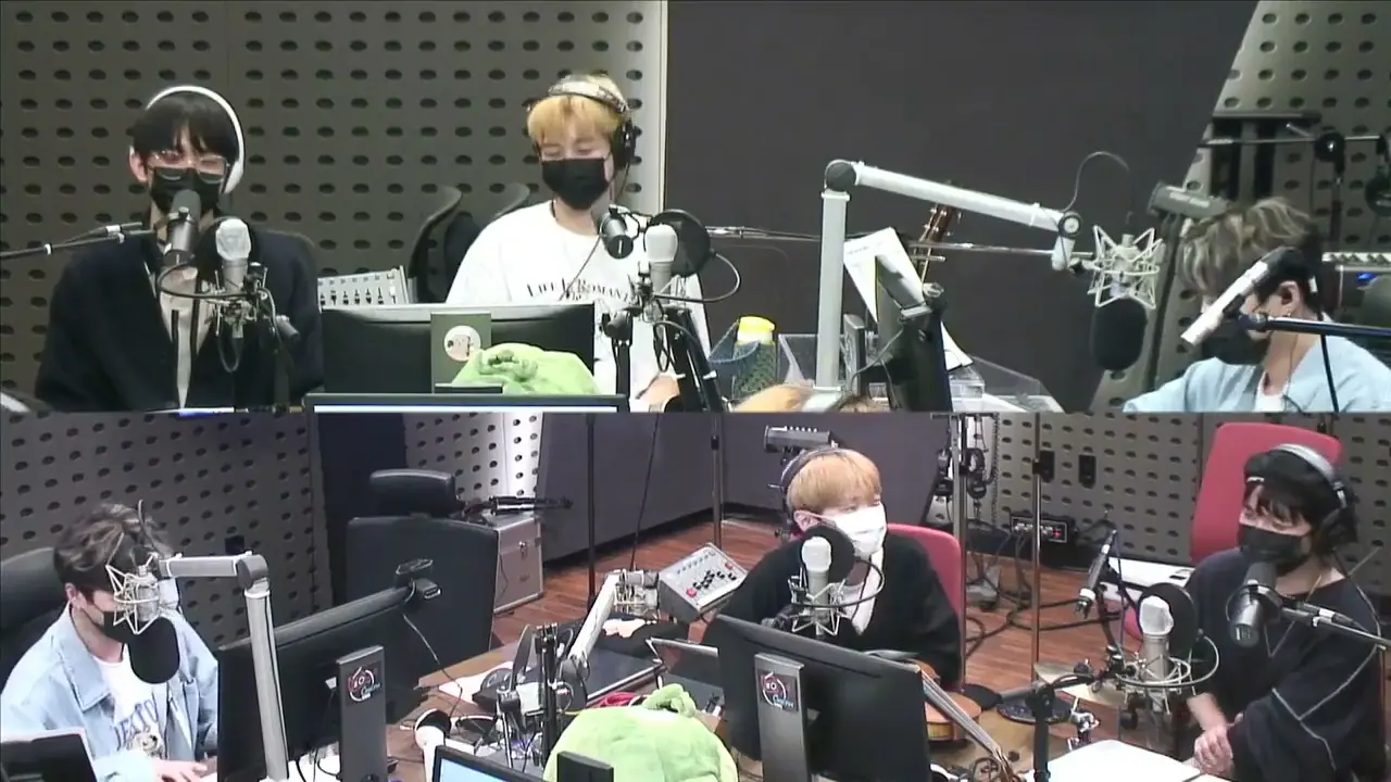 thumbnail DAY6 Kiss The Radio - Flower Boy Band (LUCY)