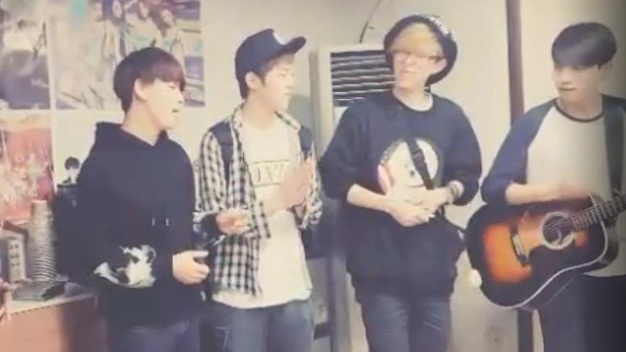 thumbnail DAY6 Orientation Greetings at JYPE